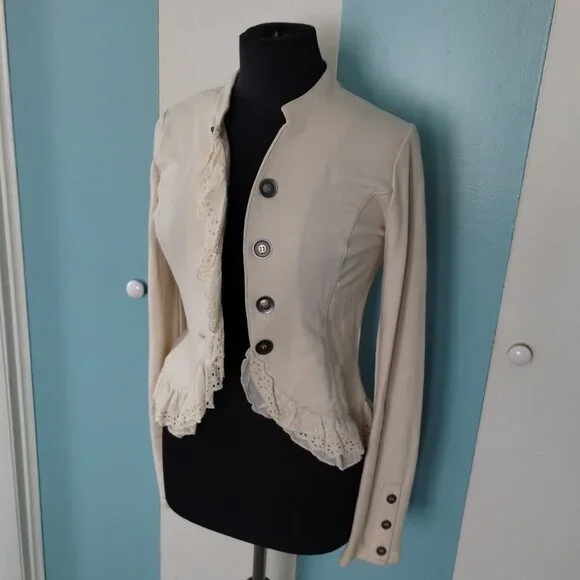 Xhilaration Off-White Blazer w/ Lace Floral Details - Picture 2 of 6